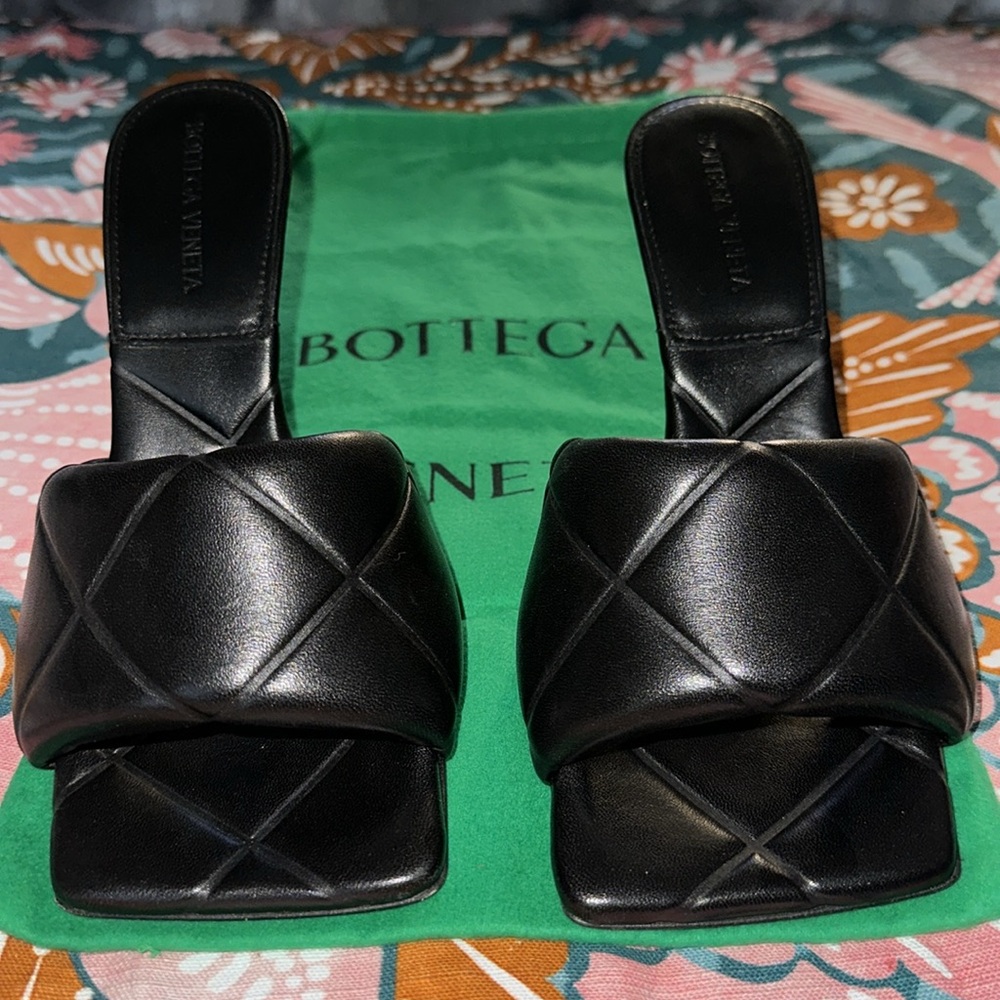 BOTTEGA VENETA Nappa Quilted Rubber Lido Mule SZ 38 - Picture 6 of 10